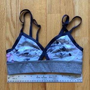Lululemon If You,re Lucky Bra 4
